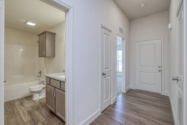 Photo - 855 S Hemlock St Unit 807