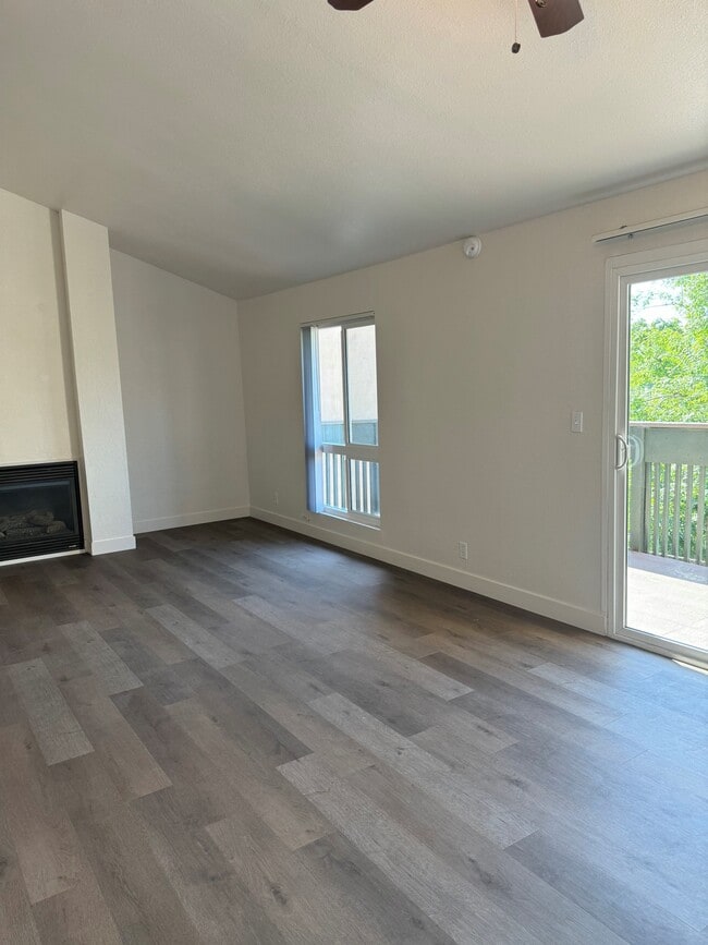 Casas Del Lago Apartments