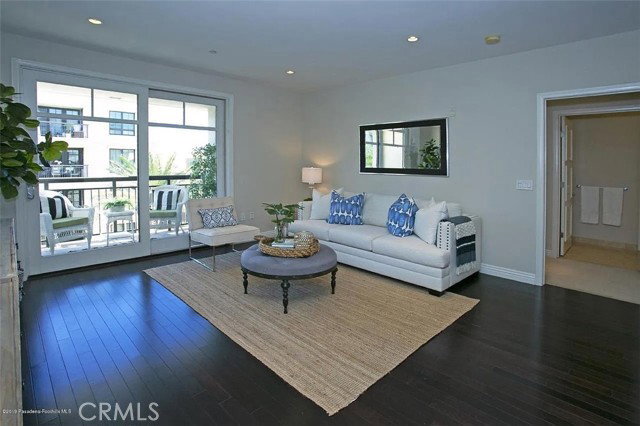 Photo - 511 Caruso Ave