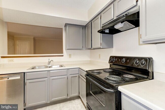Photo - 1511 Lincoln Way Unit 104
