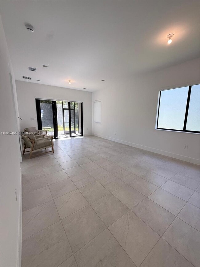 Photo - 5816 Agostino Way