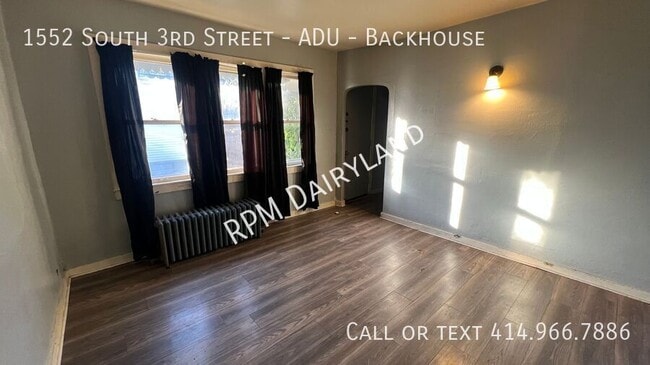 Photo - 1552 S 3rd St Unit ADU - Backhouse