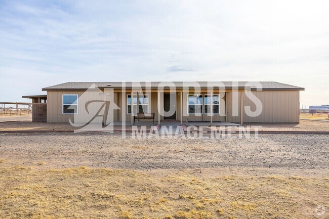 Building Photo - Animals! Horses, Cows! Perfect Property! Rental