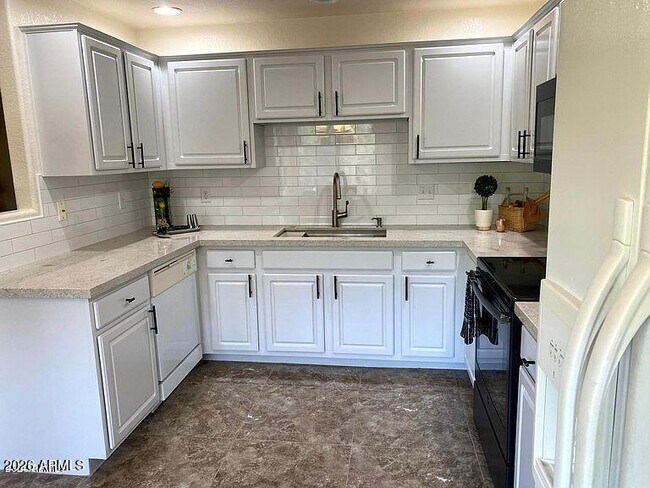 Photo - 9555 E Raintree Dr Unit 2017