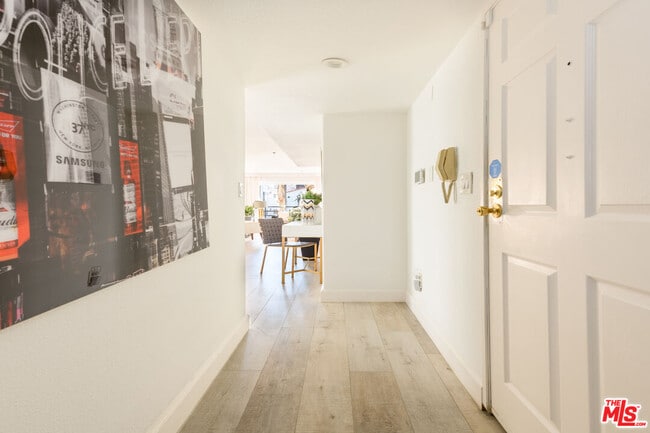 Photo - 116 S Croft Ave Unit 101