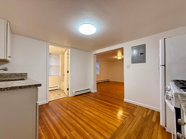 Photo - 115 South St Unit 5