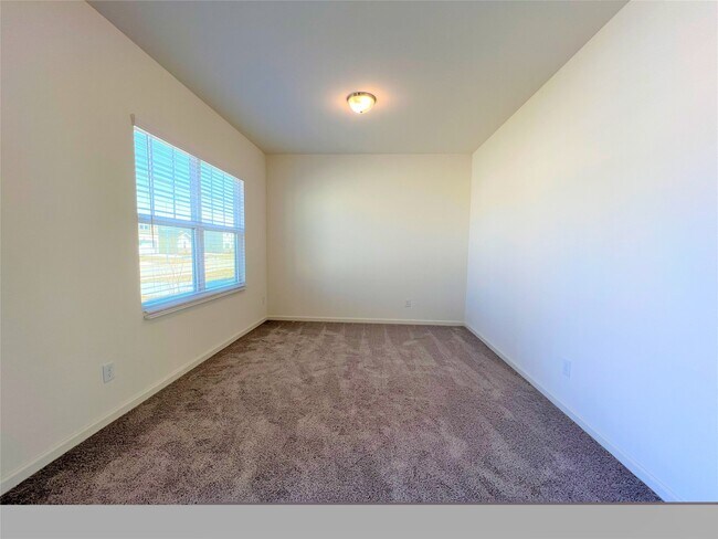 Photo - 1036 Lacebark Pne Ln