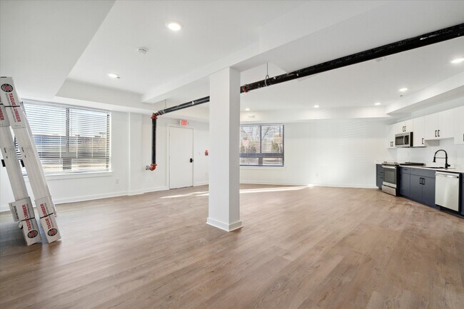 Photo - 1951 Point Breeze Avenue