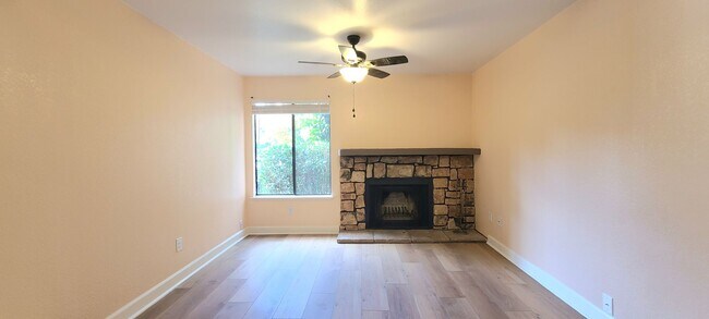 Photo - NEWLY REMODELED UNIT W/ POOL ACCESS