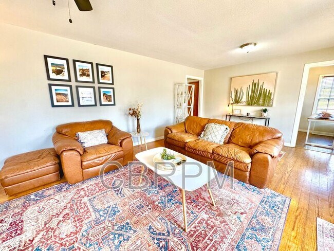 Photo - 2212 27th St