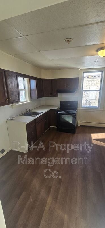 Photo - 154 Garibaldi Ave Unit #2