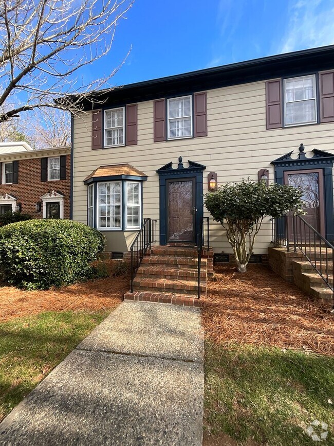 Building Photo - New listing in Greensboro- 2 BR, 2.5 Bathr... Rental