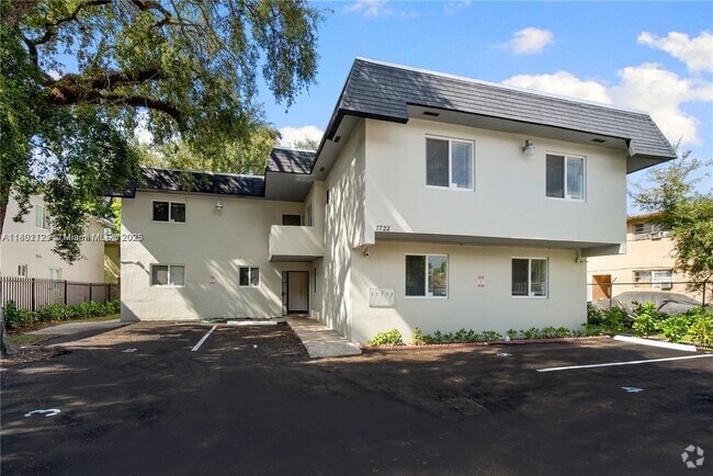 Building Photo - 7722 NE 3rd Ct Unit 5 Rental