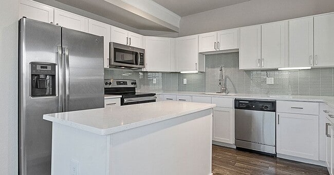 Building Photo - The Pearl on Frankford Rental
