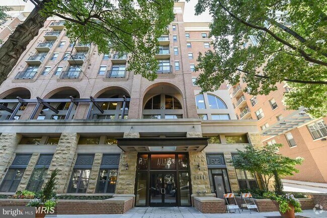 Building Photo - 1111 25th St NW Unit 410 Rental