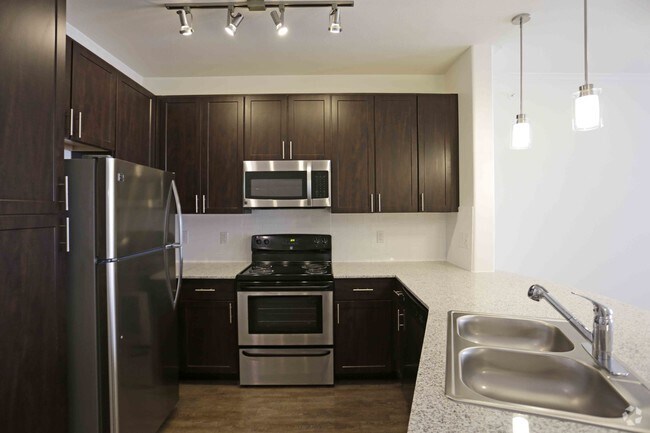 1HAB,1BA - 754 ft² - COCINA - Residence at Gateway Village