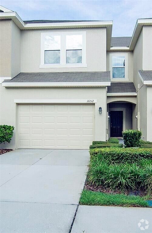 Building Photo - Nice Townhome in the hear of Oviedo!