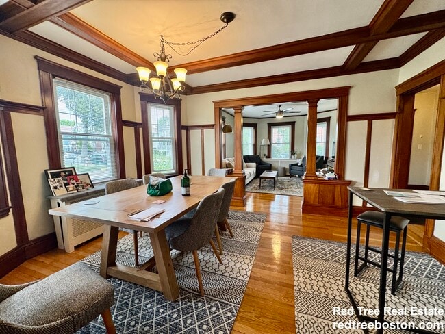 Building Photo - 108 Redlands Rd Rental
