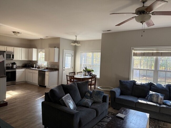 Photo - Welcome To Carriage Run!!