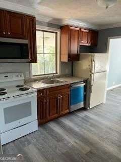 Photo - 447 High Moon Dr