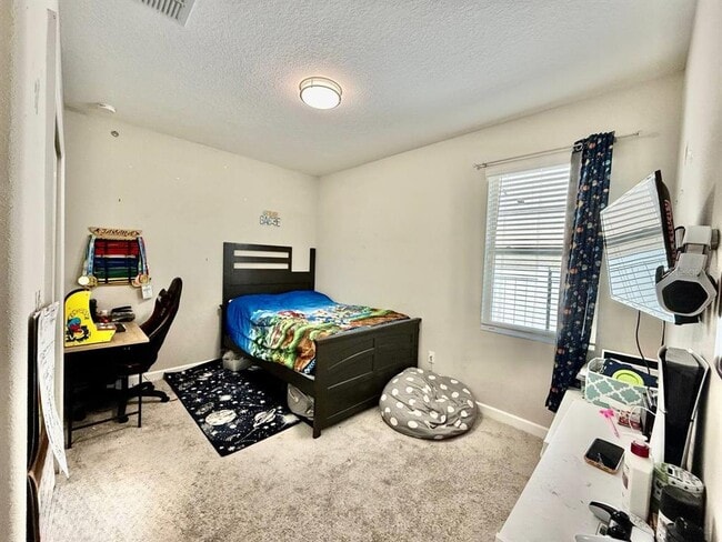 Photo - 10143 Count Fleet Dr