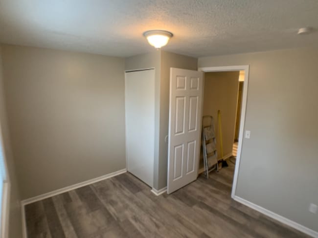 Photo - 3233 Hewitt Ave NW