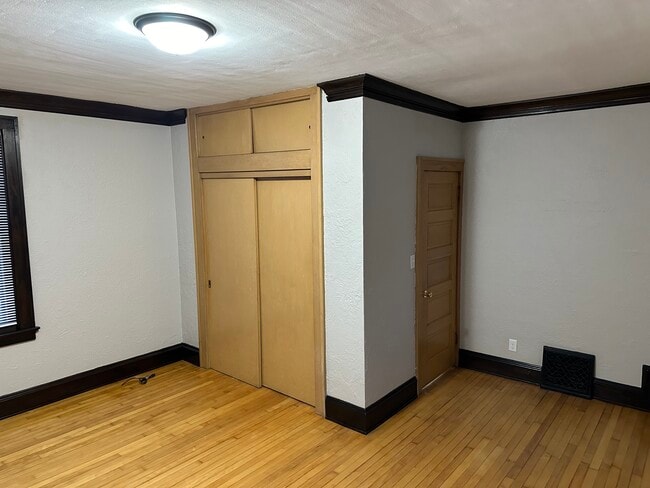 Photo - 323A Superior Ave Unidad Upper