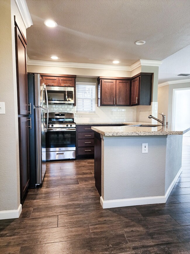 Photo - Lake Forest at El Dorado Hills