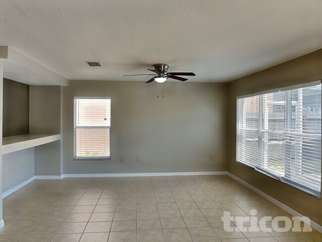 Photo - 10432 Boyette Creek Blvd