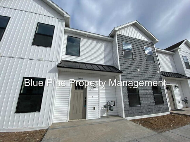 Building Photo - 2925 Sunburst Dr Rental