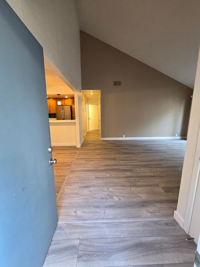 Photo - Hurley Place Condo Unidad 32