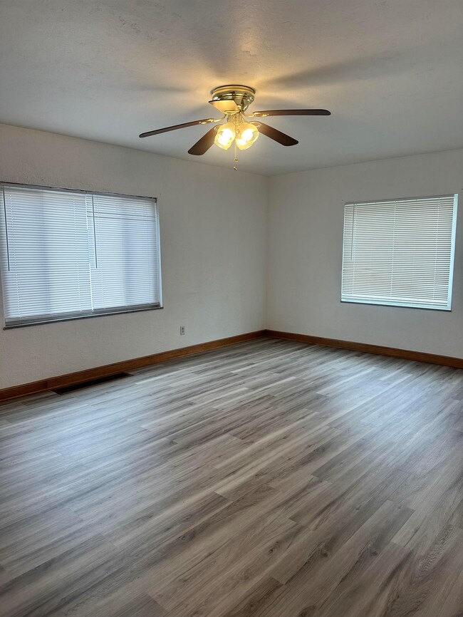 Building Photo - 25 Julie Kate St