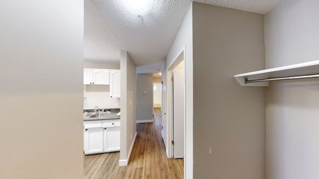 Photo - 10114-10105 105 Ave Unit 202