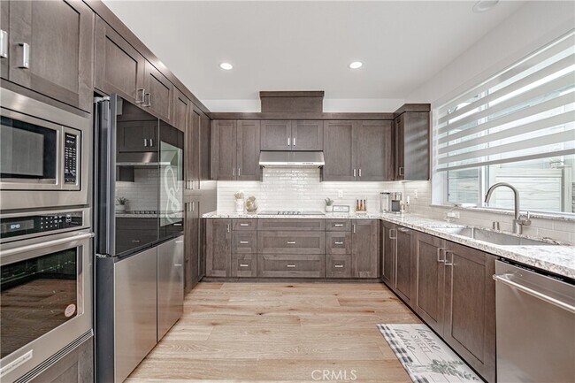 2908 Fisk Ln