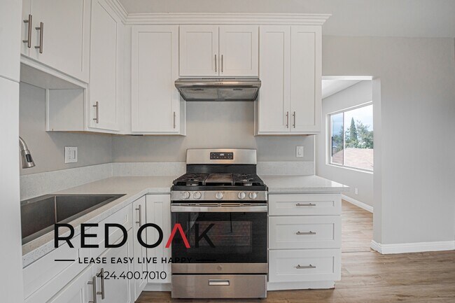 Photo - 1589 E 47th St Unidad 3