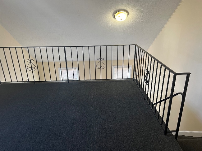 Photo - 107 University Ave Unidad 4