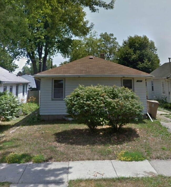 Photo - 1403 Loftsgordon Ave