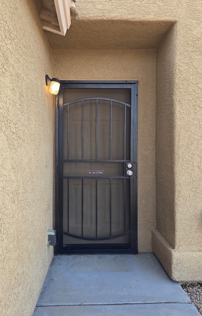 Photo - 7980 N Siskiyou Dr