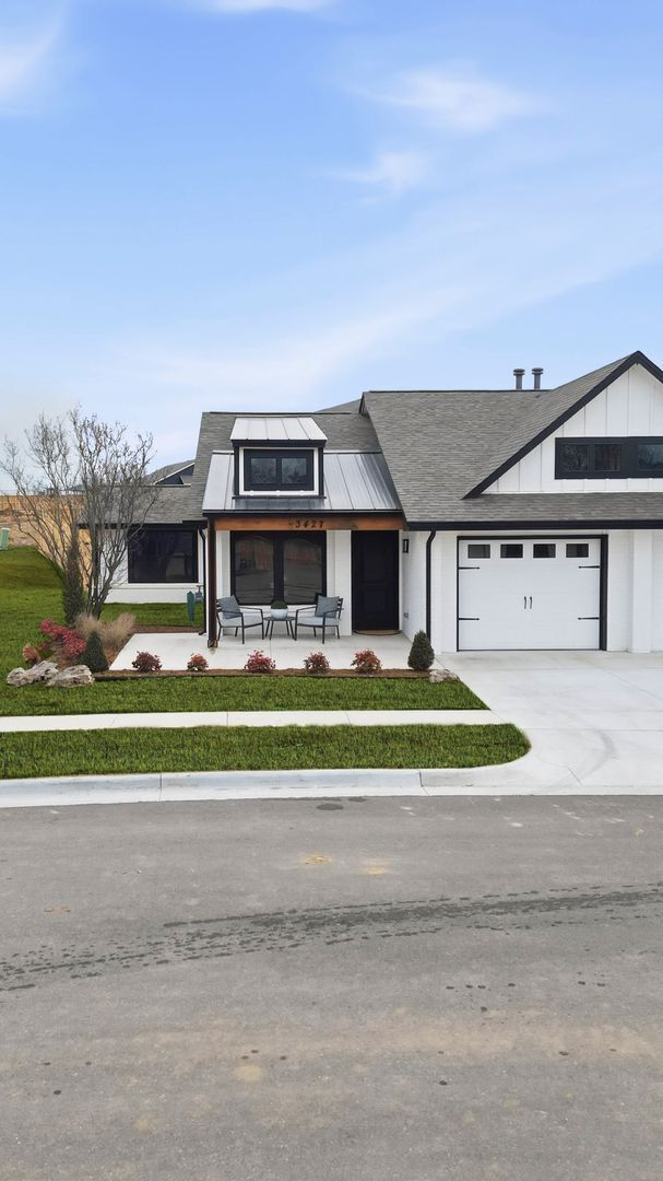 Photo - All Appliances Included! Lawn Care Included! Fully Remodeled 2/1/1 Broken Arrow!