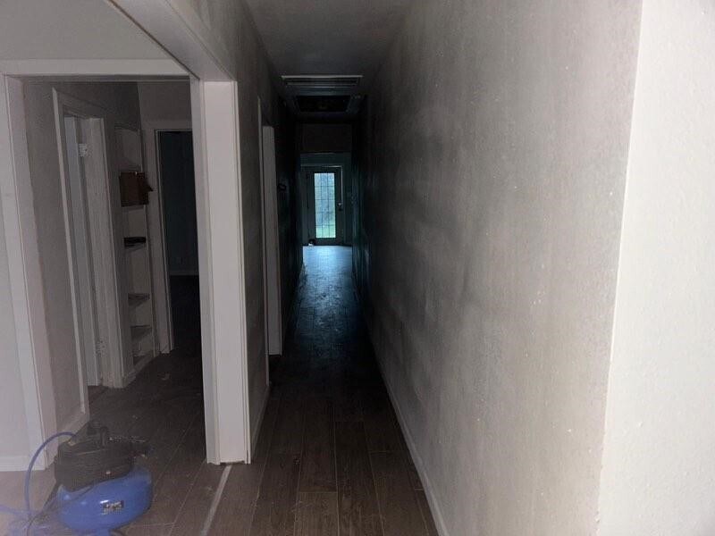 Photo - 3155 Roberts Ave