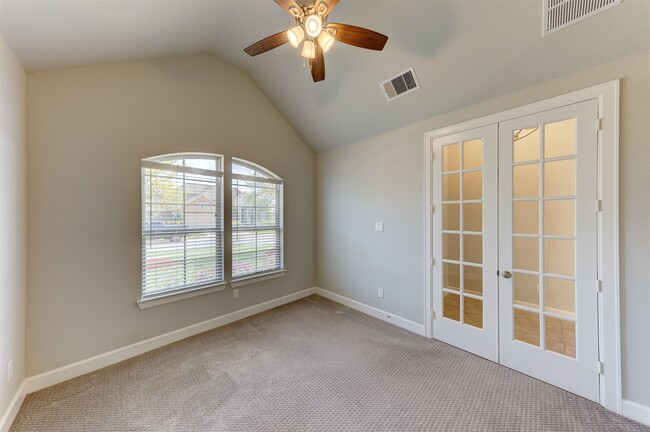 Photo - 4703 Eagle Cove Ln