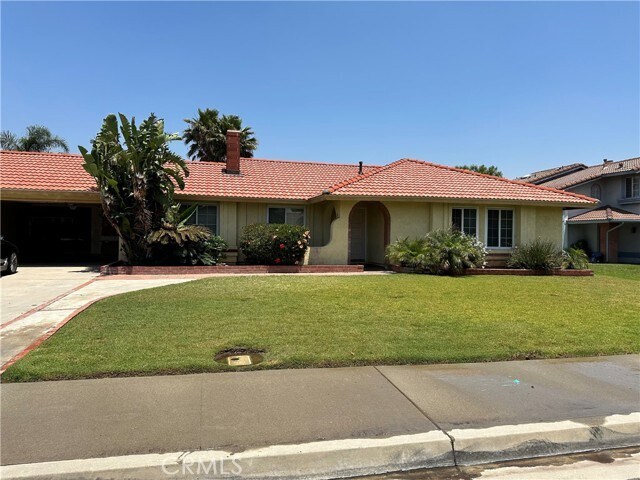 Photo - 562 W Casmalia St