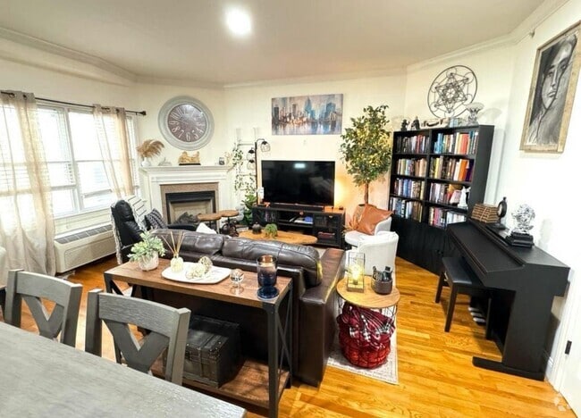 Building Photo - 301 68th St Unit 1 Rental