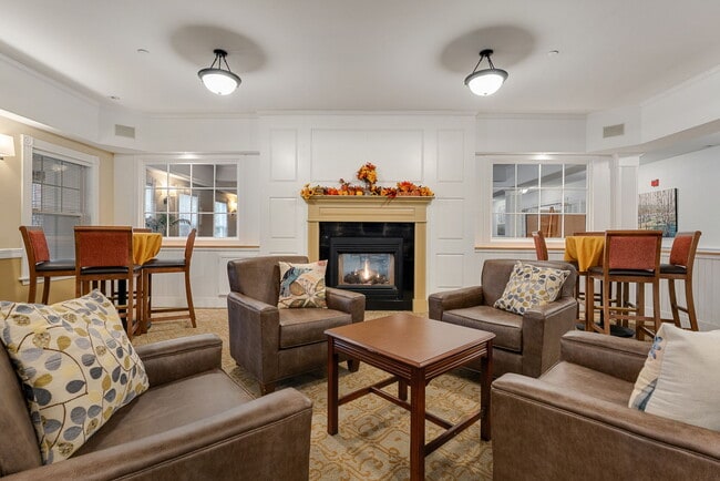 Photo - White Rock Living