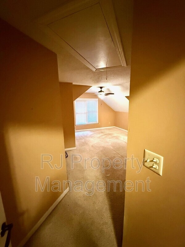 8610 Dena Cove W
