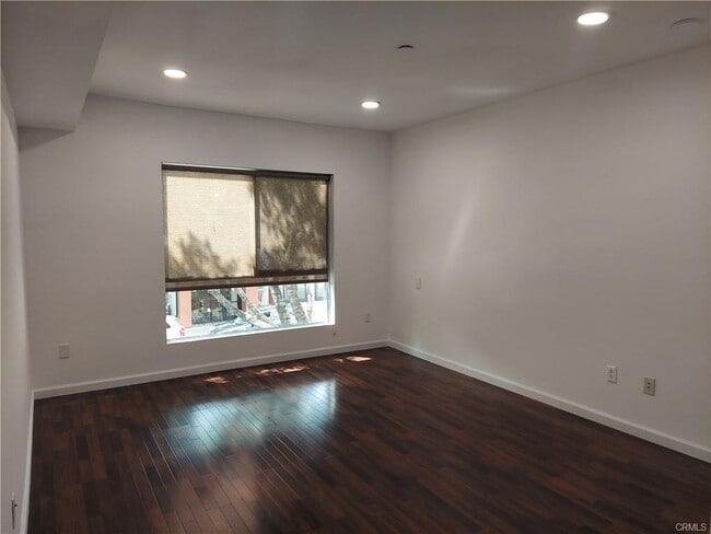 Photo - 159 W Green St Unit 201a,
