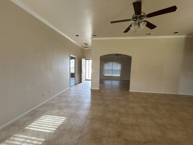 Photo - 710 Aries Ave