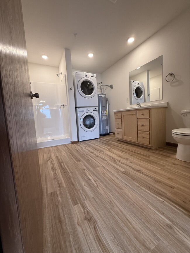 Photo - Carver Flats