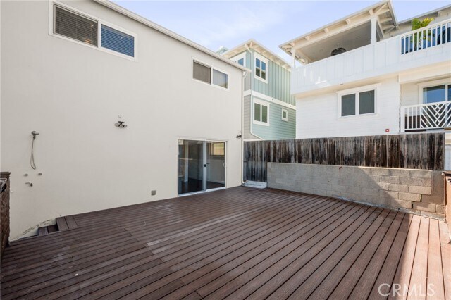 648 Loma Dr