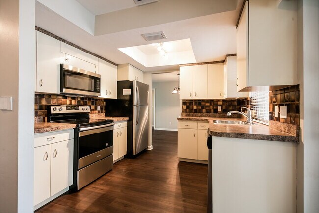 Photo - 2261 SE 28th St